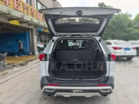 Toyota RAV4 2021
