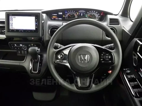 Honda N-BOX 2021
