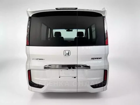 Honda Stepwgn 2017