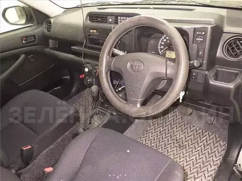 Toyota Probox 2022
