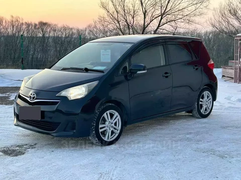 Toyota Ractis 2012