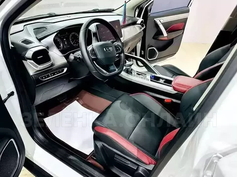 Geely Coolray 2022