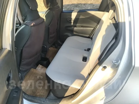 Toyota Vitz 2012