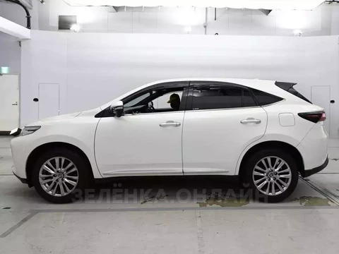 Toyota Harrier 2017