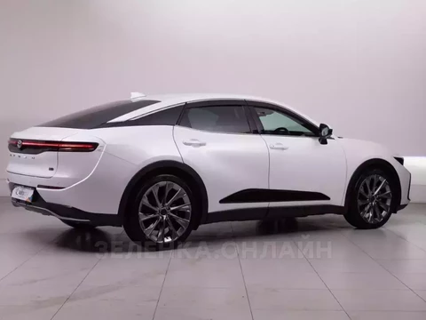 Toyota Crown 2022
