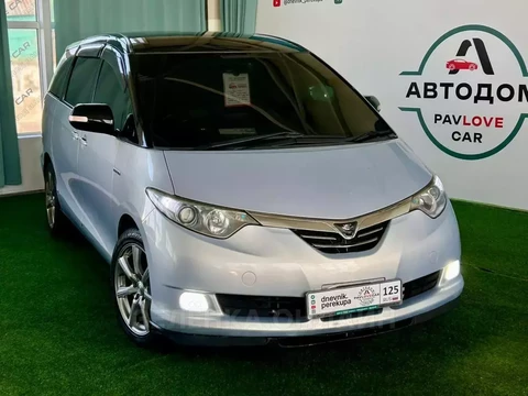 Toyota Estima 2006
